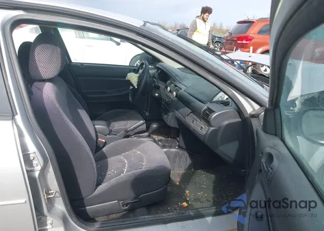 2004 Chrysler Sebring z USA, uszkodzony, nr VIN 1C3EL46X74N417167